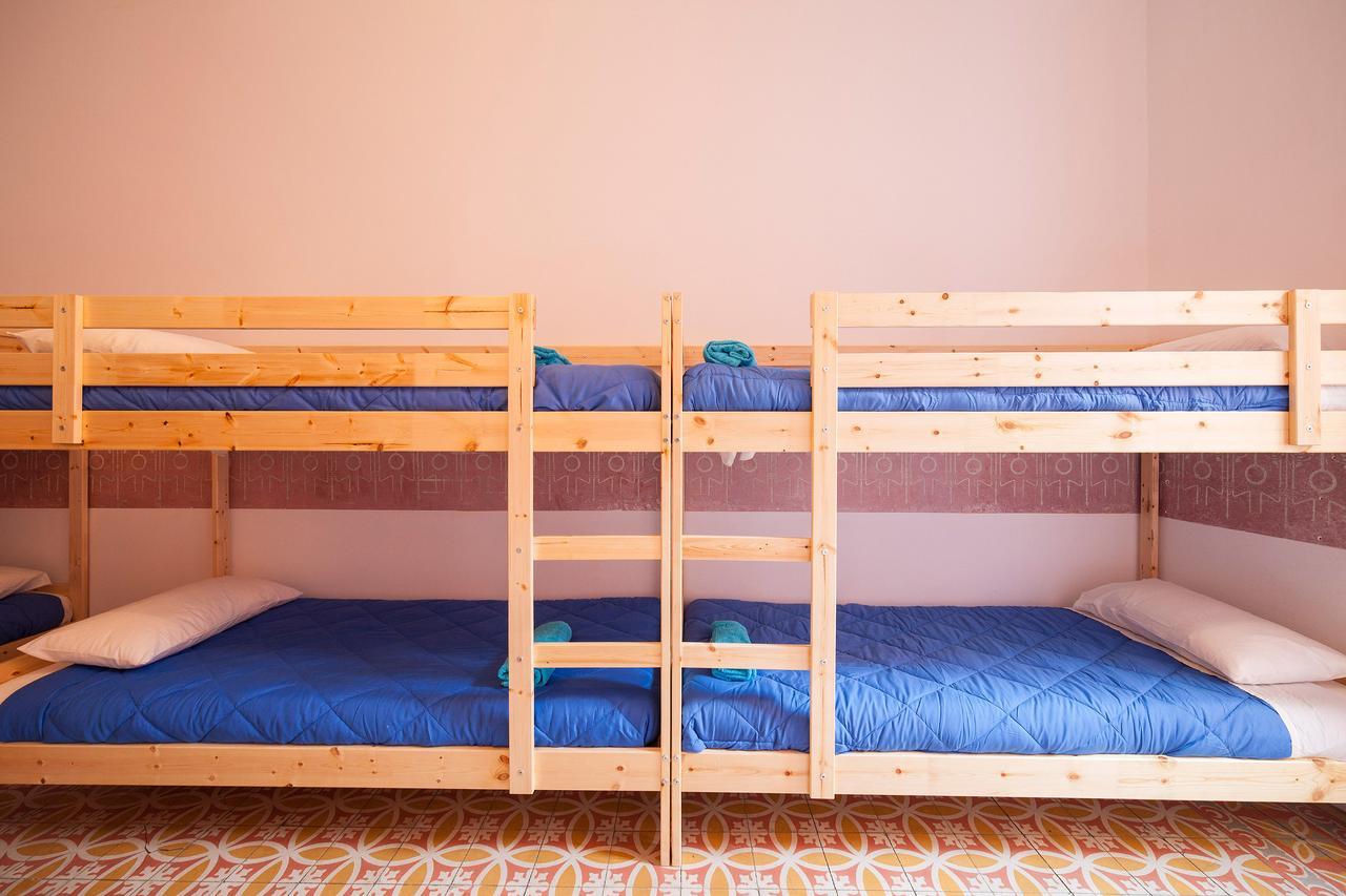 לינה וארוחת בוקר Bed In ז'ירונה מראה חיצוני תמונה